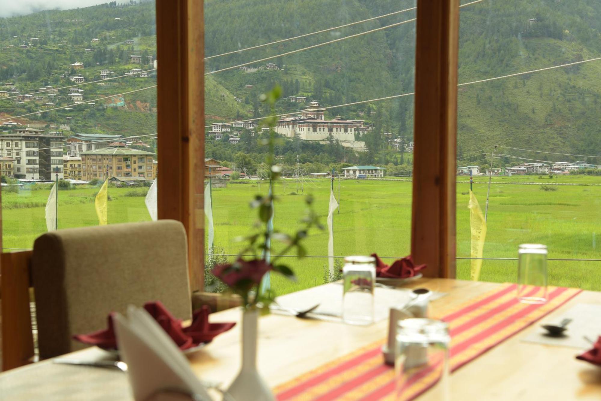 Spirit Of Bhutan Resort Paro Exterior foto